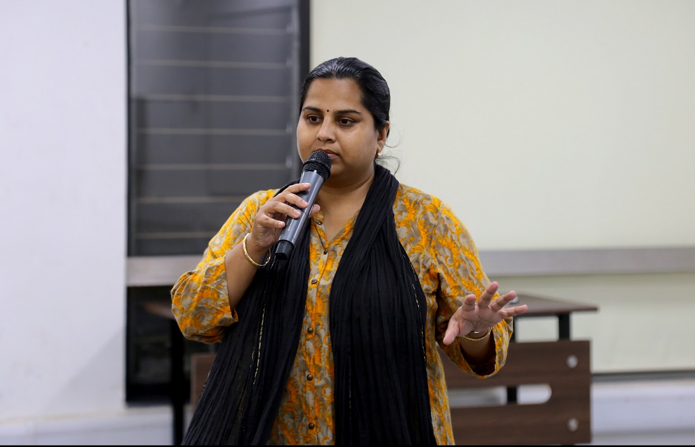 Dr. Namrata Saxena